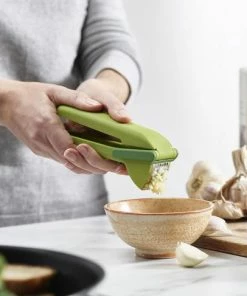 Joseph Joseph Garlic Press Cleanforce