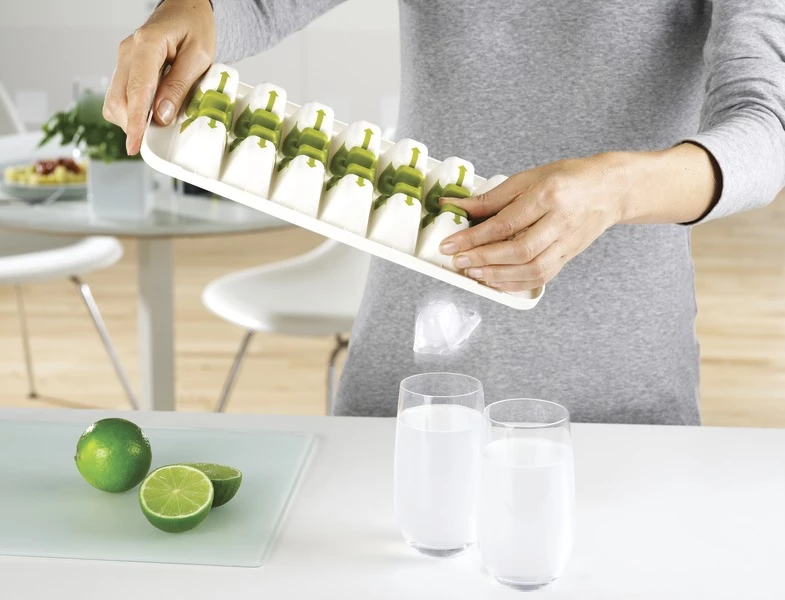 Joseph Joseph QuickSnap Plus Ice Tray 6 Joseph Joseph QuickSnap Plus Ice Tray