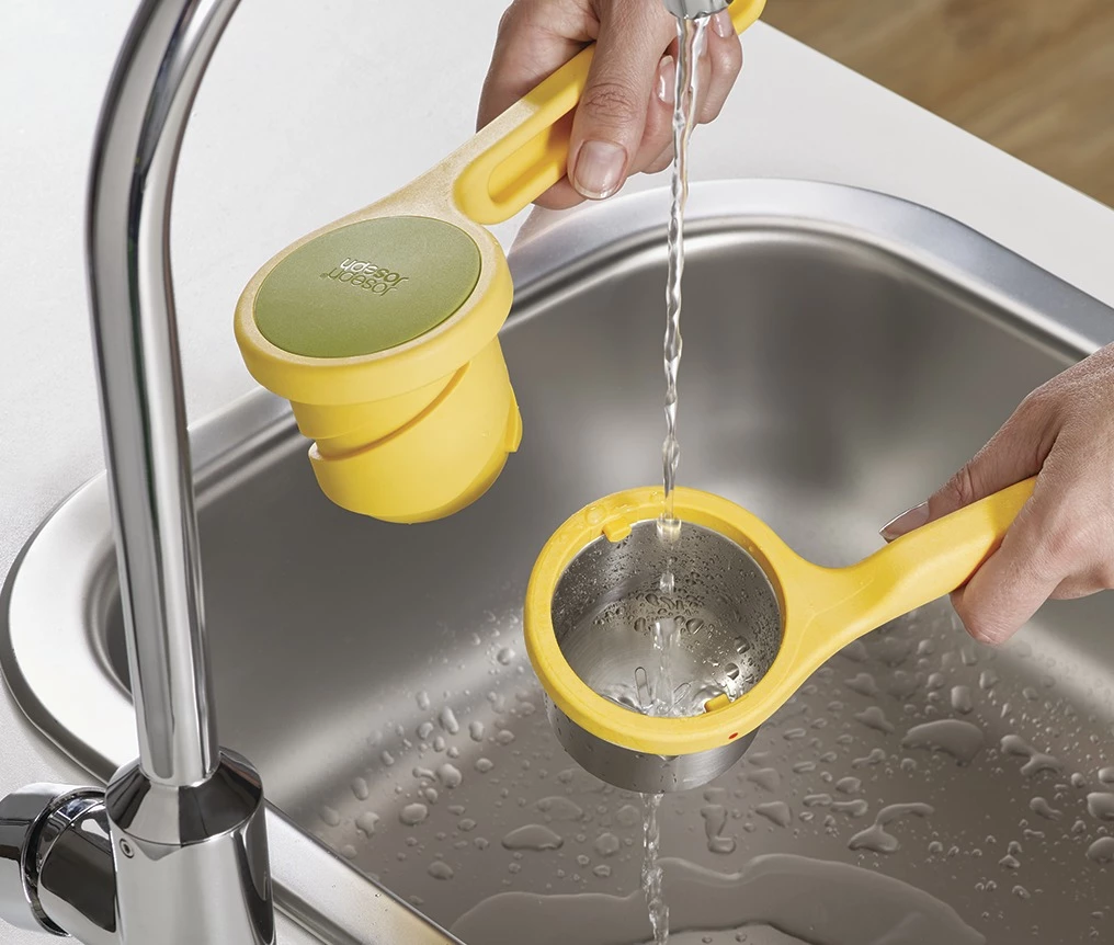 Joseph Joseph Helix Citrus Juicer 6 Joseph Joseph Helix Citrus Juicer