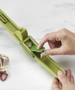 Joseph Joseph Garlic Press Cleanforce