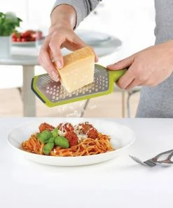 Joseph Joseph Twist Grater™