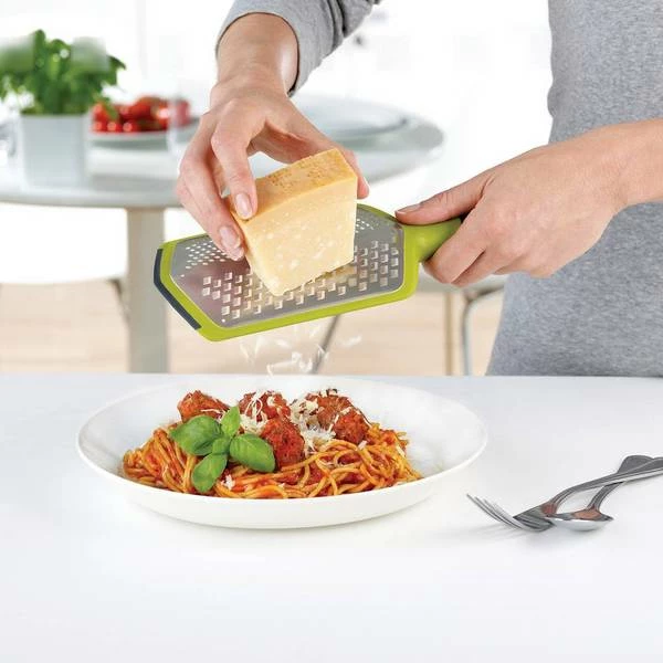 Joseph Joseph Twist Grater™ 1 Joseph Joseph Twist Grater™