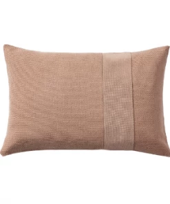 Muuto 40 × 60cm Dusty Rose Cotton Layer Cushion