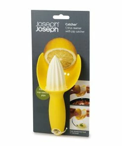 Joseph Joseph Catcher Citrus Reamer 6 Joseph Joseph Catcher Citrus Reamer