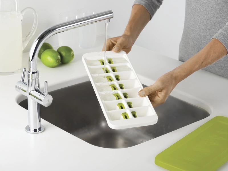 Joseph Joseph QuickSnap Plus Ice Tray 3 Joseph Joseph QuickSnap Plus Ice Tray