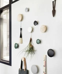 Muuto Black Dots (pack Of 5) Coat Hooks