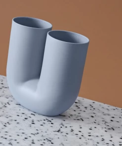 Muuto Kink Vase Blue