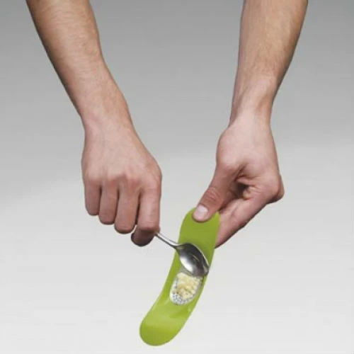 Joseph Joseph Green Rocker Garlic Crusher 5 Joseph Joseph Green Rocker Garlic Crusher