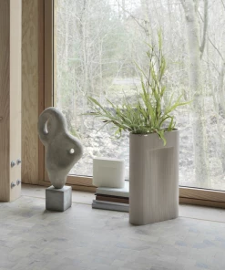 Muuto Ridge Vase Small White