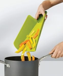 Joseph Joseph Large Chop2Pot Folding Chopping Board 10 Joseph Joseph Large Chop2Pot Folding Chopping Board