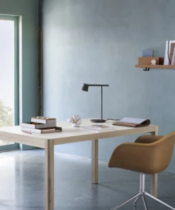 Muuto Tip Table Lamp, Black