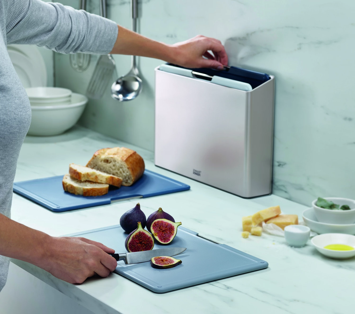 Joseph Joseph Large Sky Blue Editions 4 Piece Folio Chopping Board Set 5 Joseph Joseph Large Sky Blue Editions 4 Piece Folio Chopping Board Set