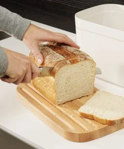 Joseph Joseph White Bread Bin with Bamboo Lid 7 Joseph Joseph White Bread Bin with Bamboo Lid