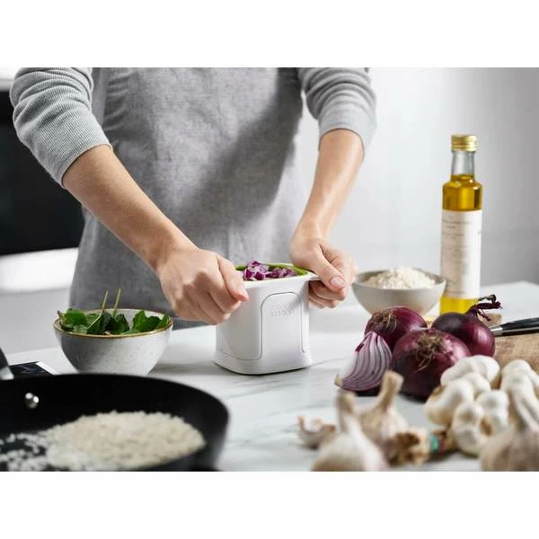 Joseph Joseph ChopCup Vegetable Chopper 5 Joseph Joseph ChopCup Vegetable Chopper