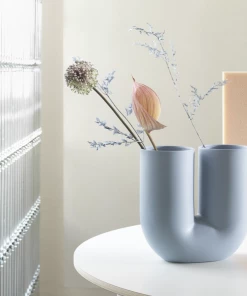 Muuto Kink Vase Blue
