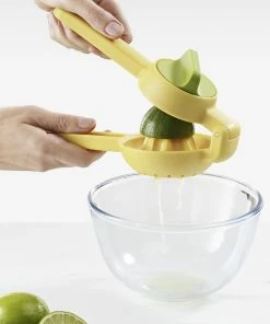 Joseph Joseph JuiceMax Dual-Action Citrus Press 8 Joseph Joseph JuiceMax Dual-Action Citrus Press