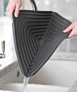 Joseph Joseph Grey Flume Folding Draining Mat 5 Joseph Joseph Grey Flume Folding Draining Mat