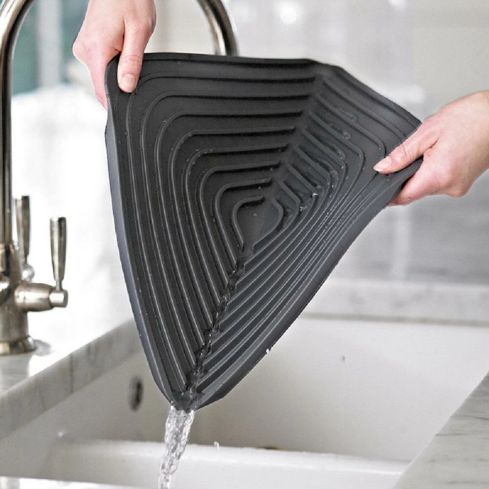 Joseph Joseph Grey Flume Folding Draining Mat 3 Joseph Joseph Grey Flume Folding Draining Mat