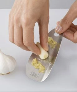 Joseph Joseph Shred-Line Garlic & Ginger Grater